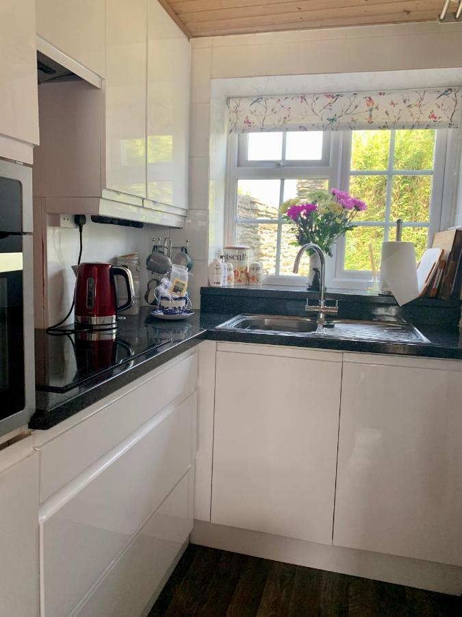 Honeysuckle Cottage Илфракомб Екстериор снимка